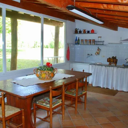Nyaraló Rustic In The Countryside For A Holiday Full Of Relaxation And Privacy