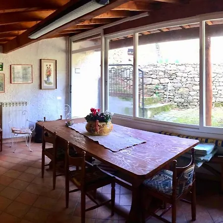 Nyaraló Rustic In The Countryside For A Holiday Full Of Relaxation And Privacy Stellanello